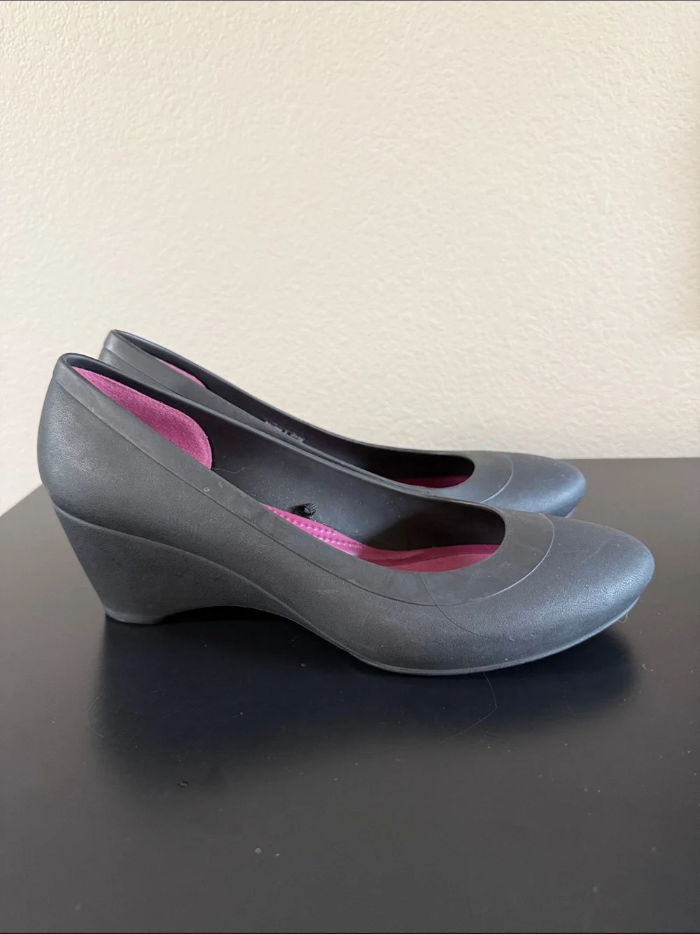 CROCS Women's Black Lina Wedge with Pink Insole